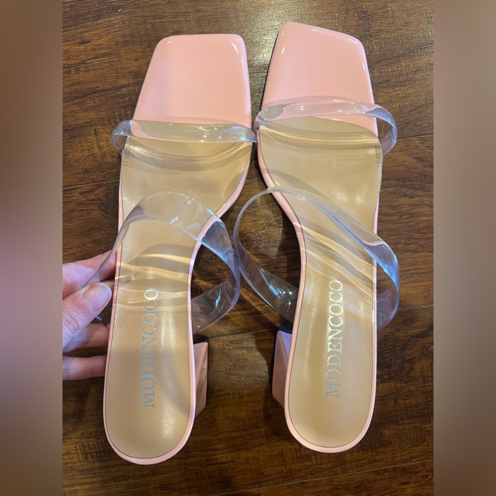 Modencoco Pink Heels - Picture 5 of 6